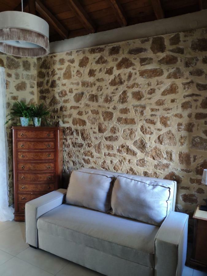 Olive Tree Cottage 2 Néa Péramos Εξωτερικό φωτογραφία