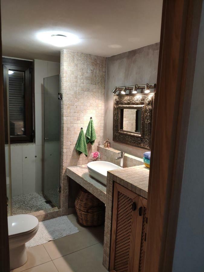 Olive Tree Cottage 2 Néa Péramos Εξωτερικό φωτογραφία