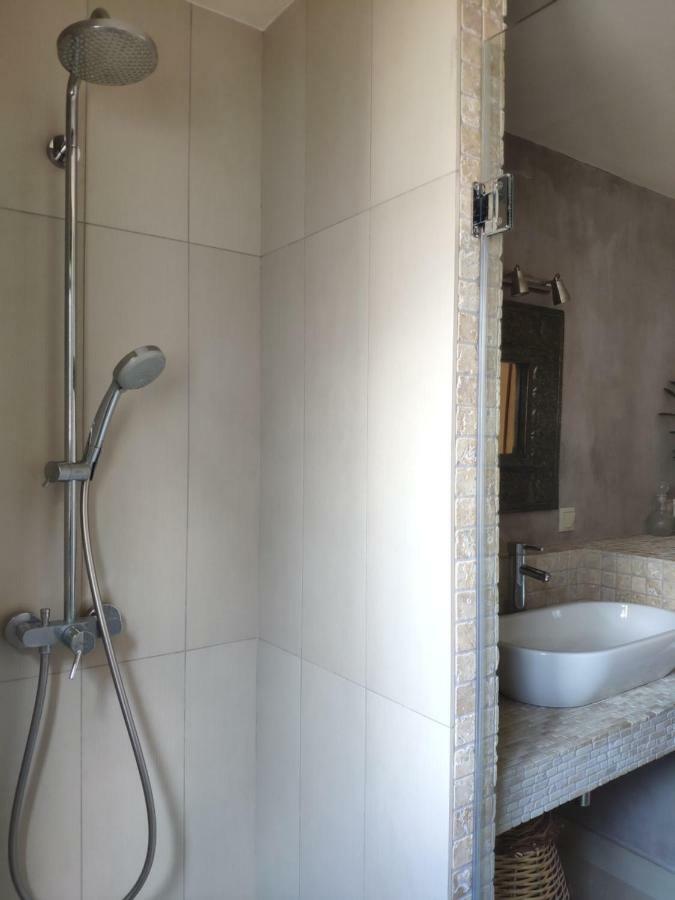 Olive Tree Cottage 2 Néa Péramos Εξωτερικό φωτογραφία