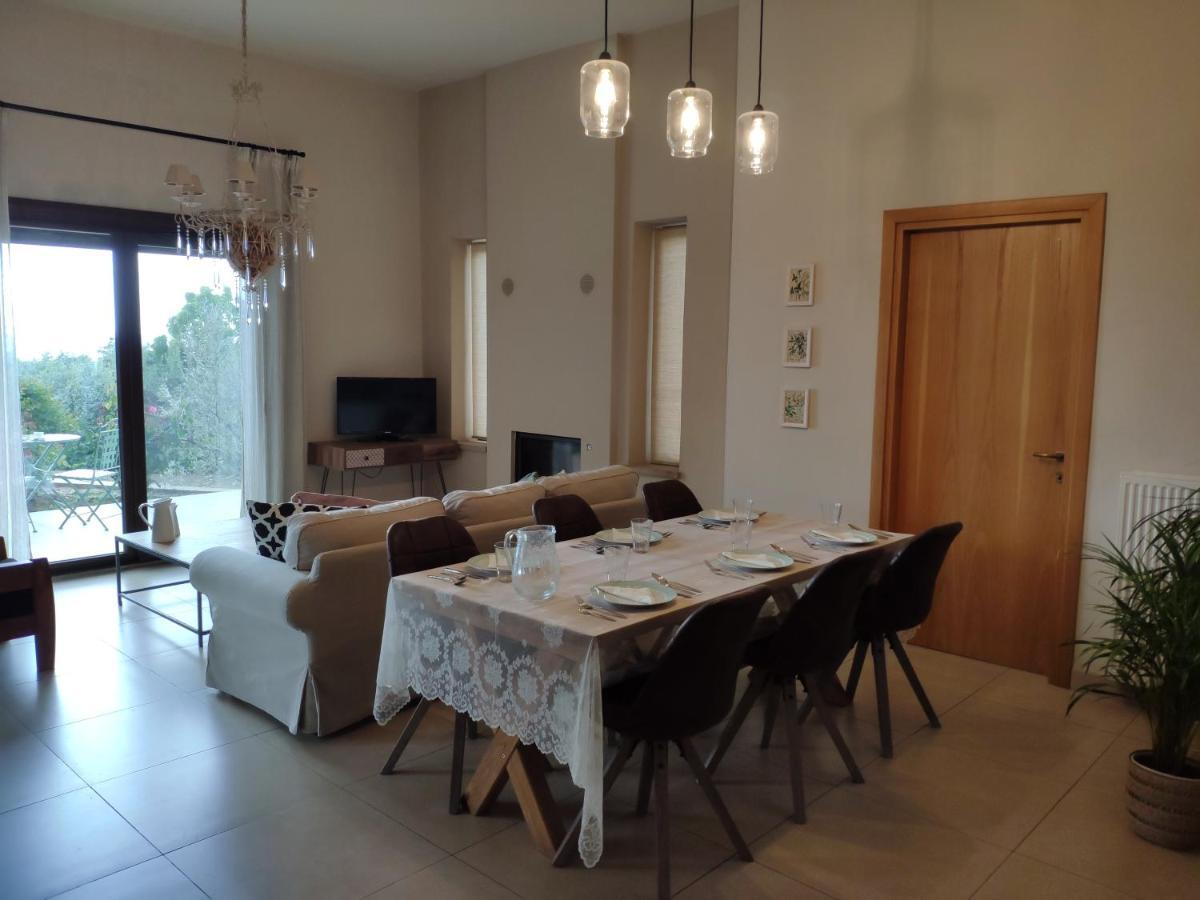 Olive Tree Cottage 2 Néa Péramos Εξωτερικό φωτογραφία